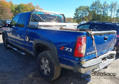 2004 Chevrolet Silverado 1500 Z71 z USA, uszkodzony, nr VIN 2GCEK19T541149582